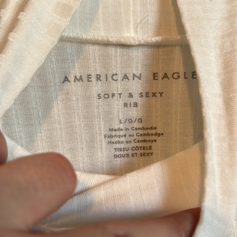 AE Ribbed Mock Neck Top - Picture 6 of 6